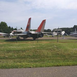 Meet your Posher, Leroy